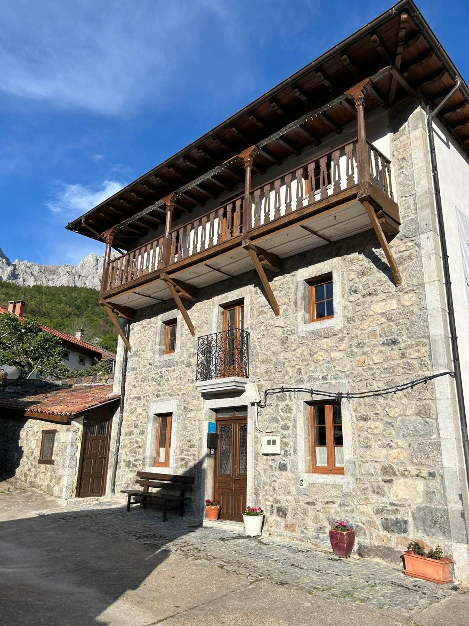 Villa La Balconada De Valdeon à Posada De Valdeon Extérieur photo
