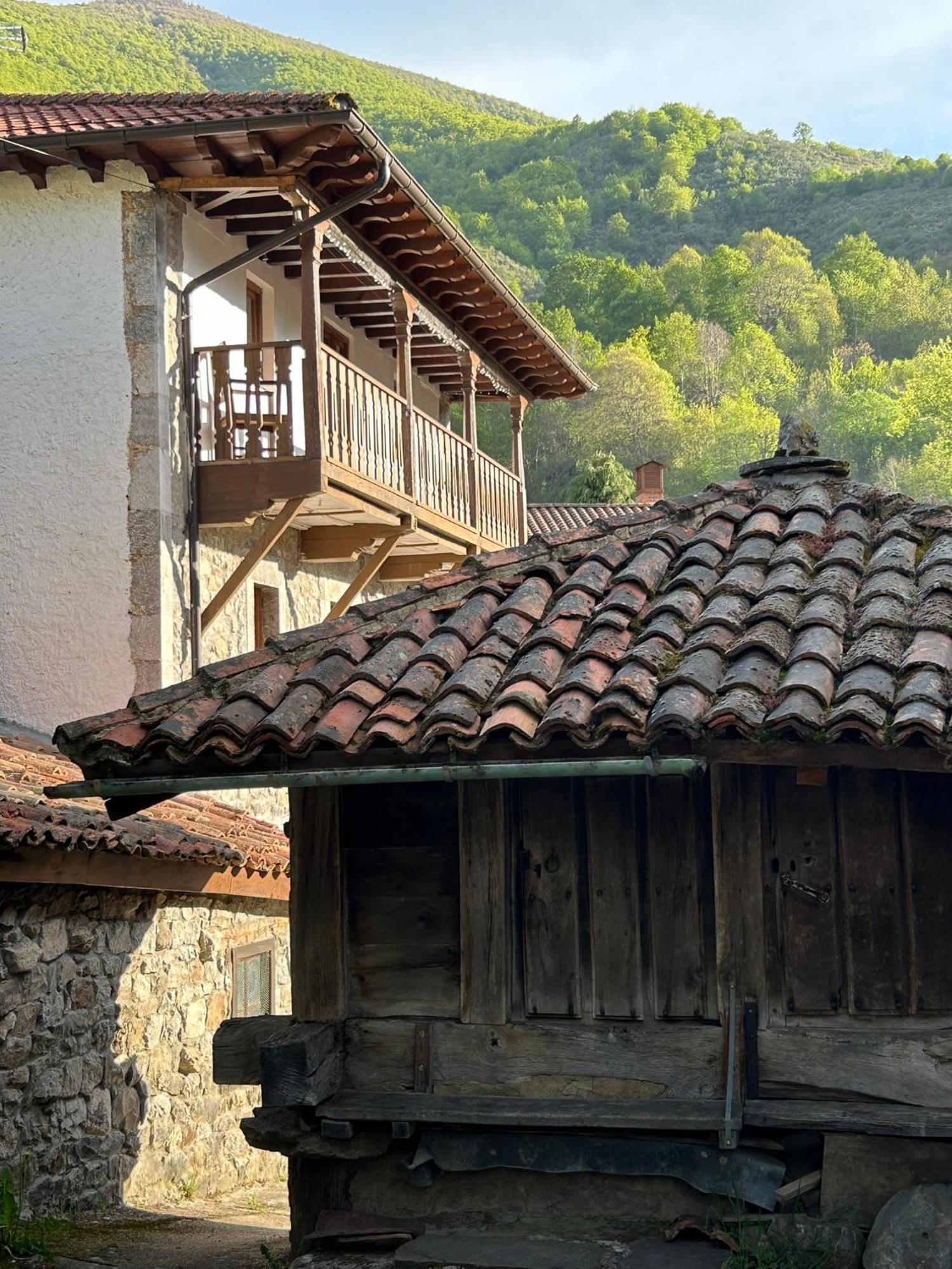 Villa La Balconada De Valdeon à Posada De Valdeon Extérieur photo